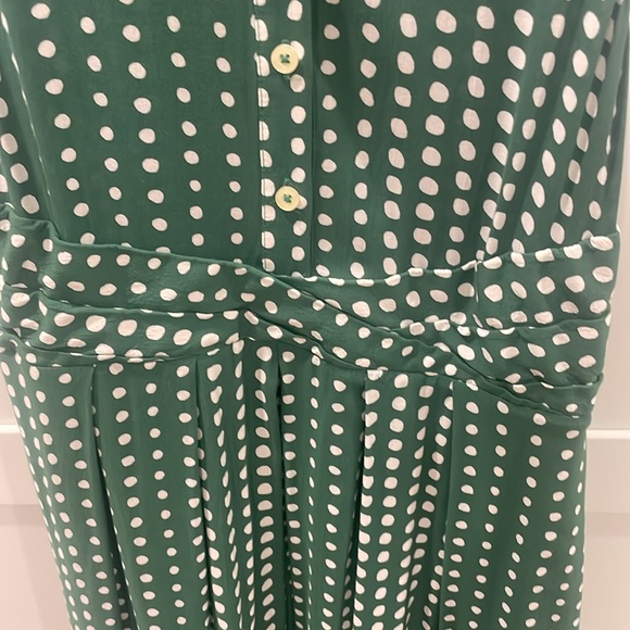 Vintage green polka dot, sleeveless dress, side zipper, size med, pleated skirt - Picture 3 of 7